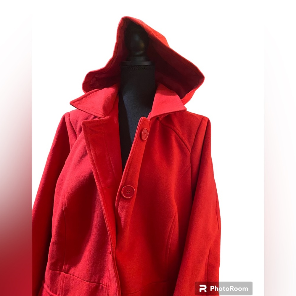 Women’s Plus Size Winter coat, lined, pockets, removable hat
